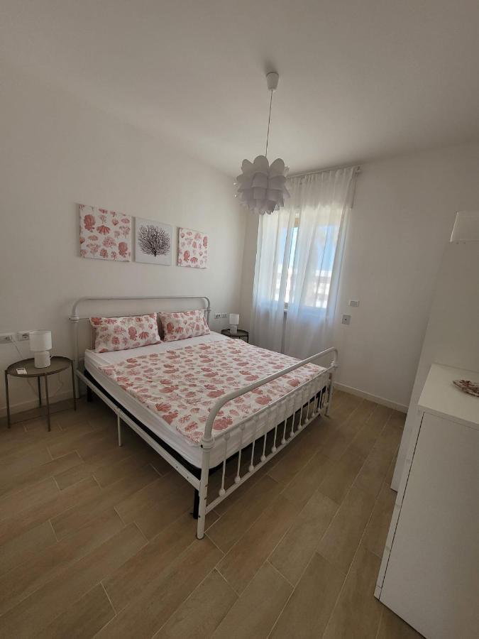 Appartamento Eleni 50M Spiaggia & Shopping Lido Marini Exterior foto